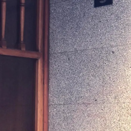 Benavites 5 Centrico Junto Ayuntamiento